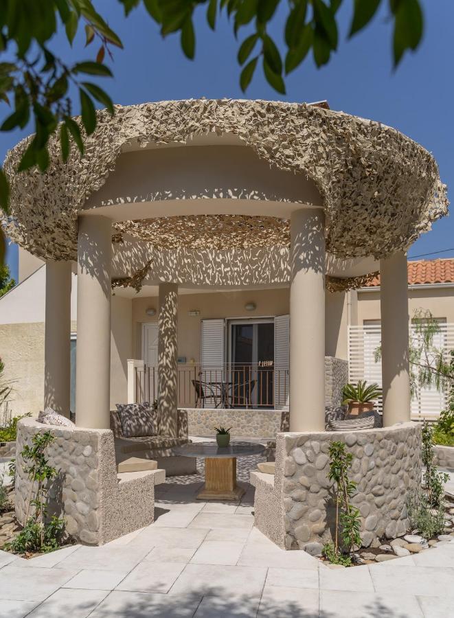 Hotel Estia Фінікунда Екстер'єр фото